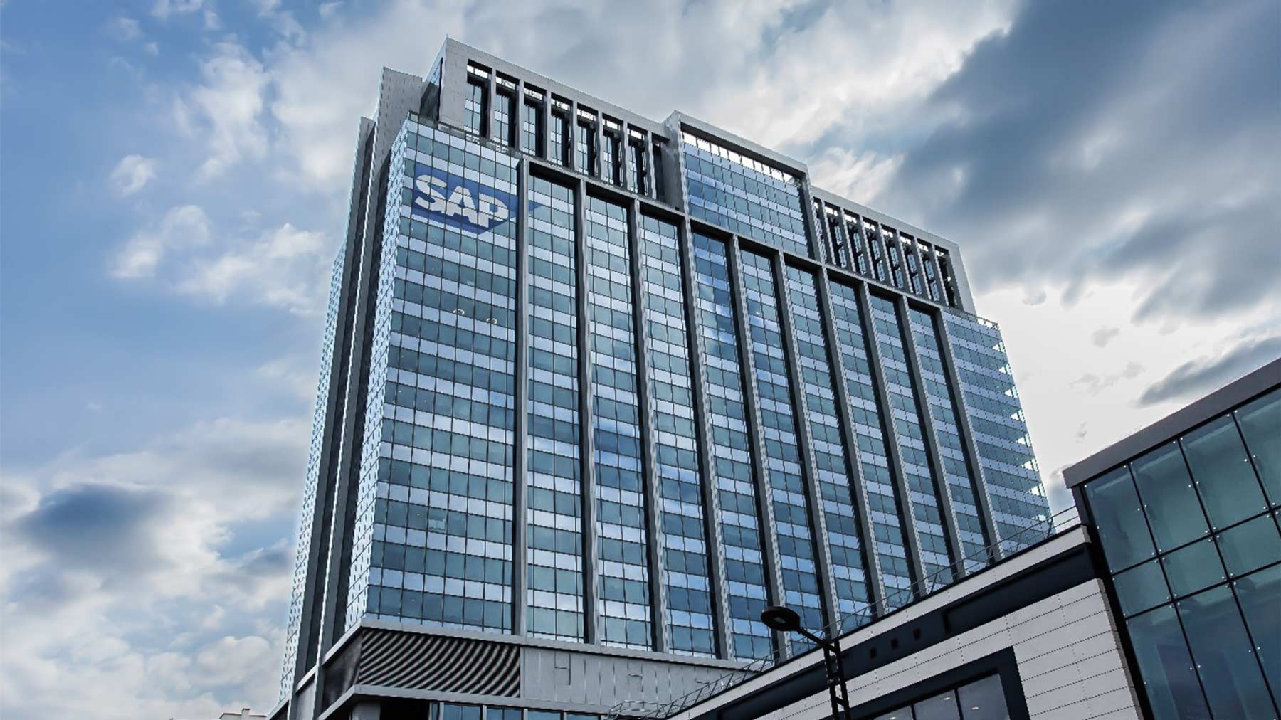 SAP’s Transformation Program Leads to Growth but also 8,000 Layoffs in